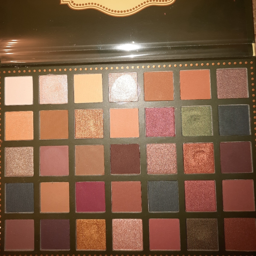 Beauty creations palette